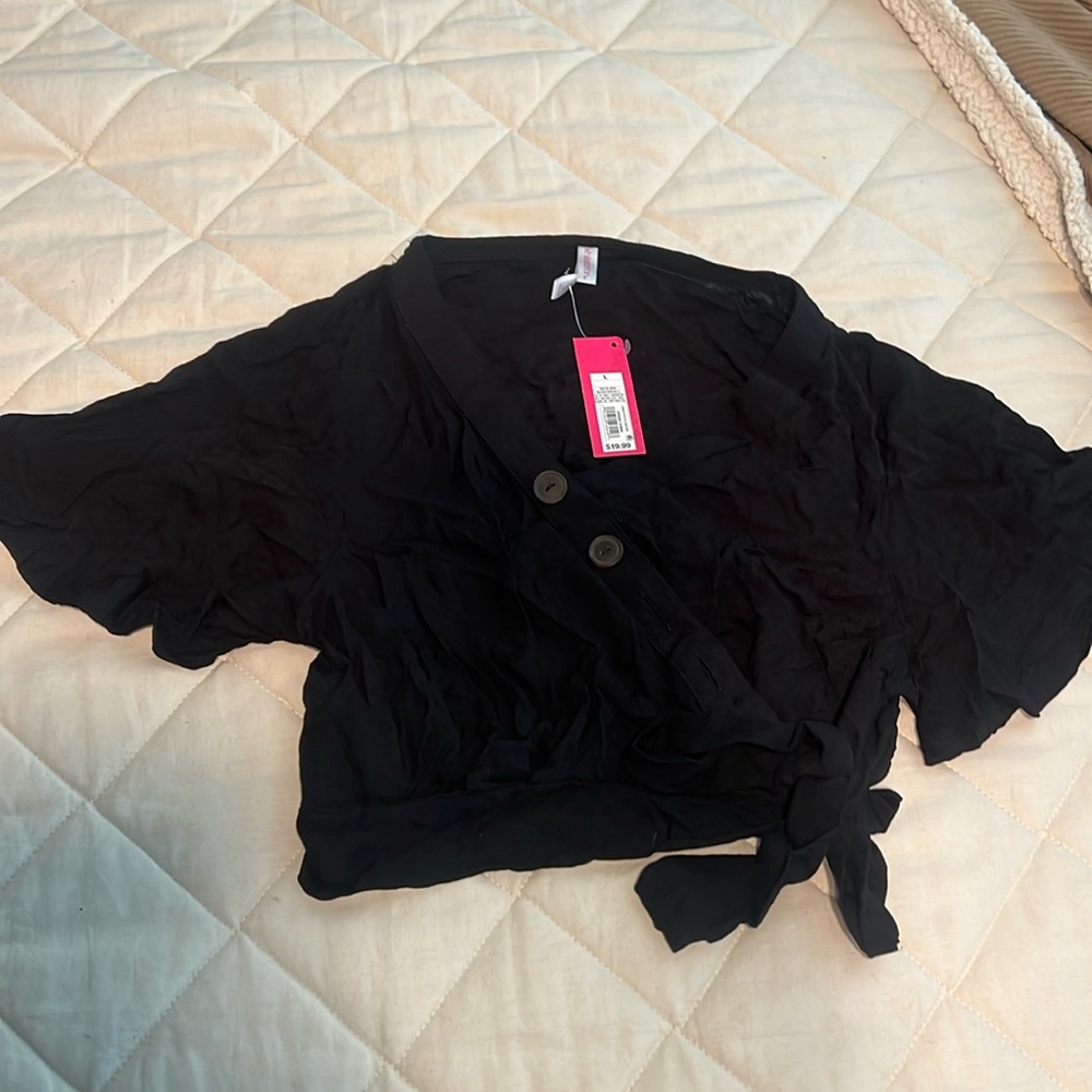Black wrap crop top